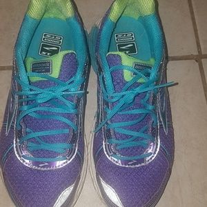 Brooks size 5